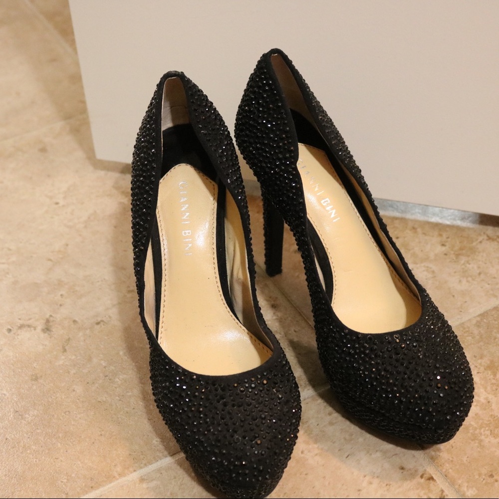 Gianni Bini Black Rhinestone Pumps